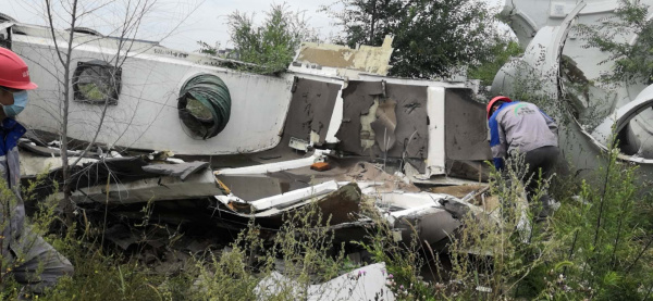 張北基地退役葉片、機(jī)艙處置現(xiàn)場